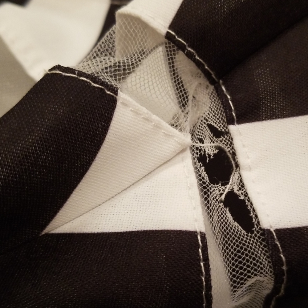 Blouse - Picture 2 of 3